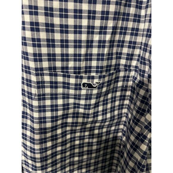 ❤️Vineyard Vines  Classic Fit Tucker Button Down Shirt - Picture 2 of 5